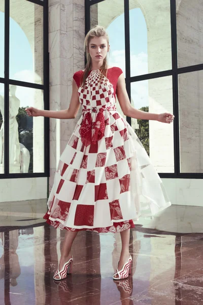 Look 8